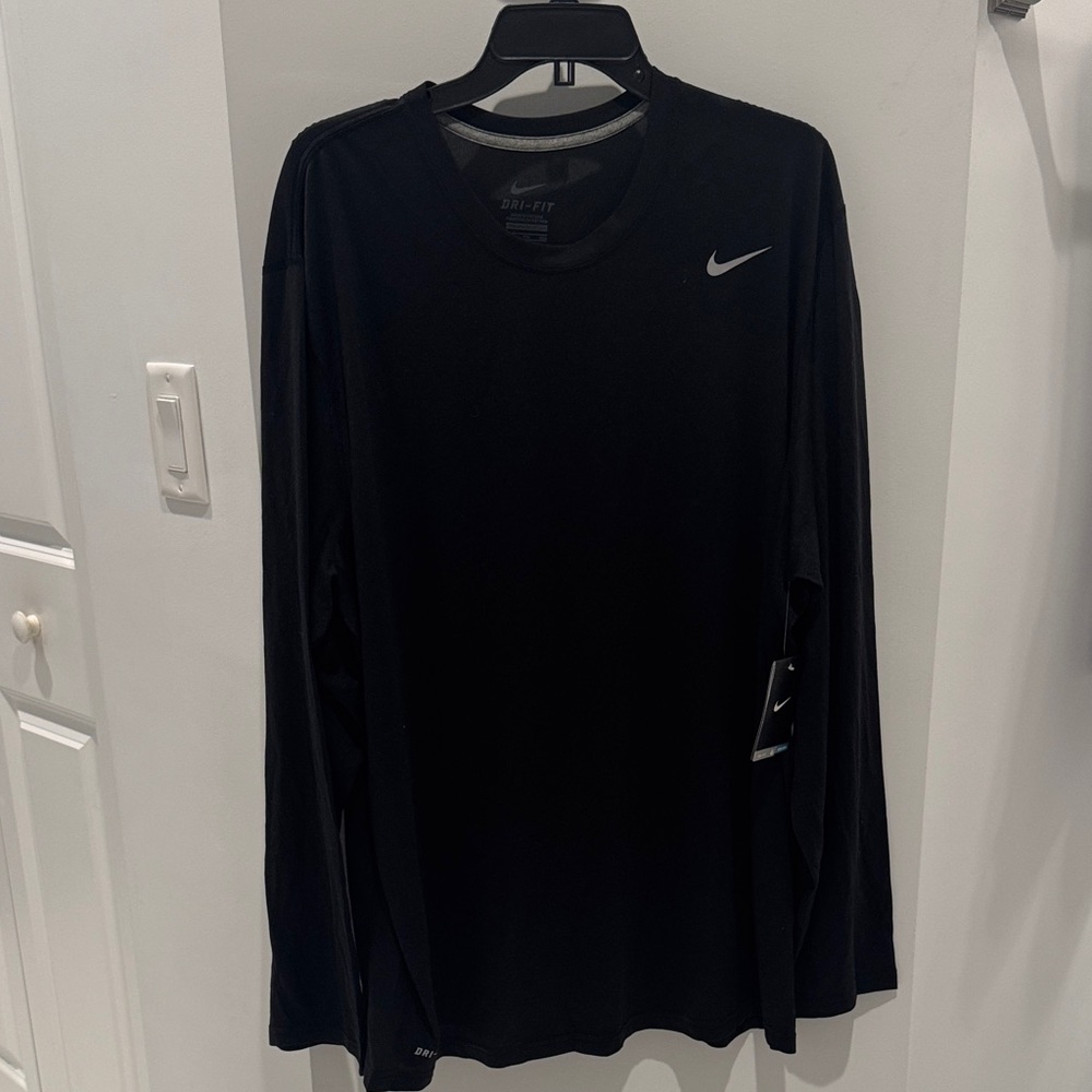 Nike Men's Black Long Sleeve Shirt